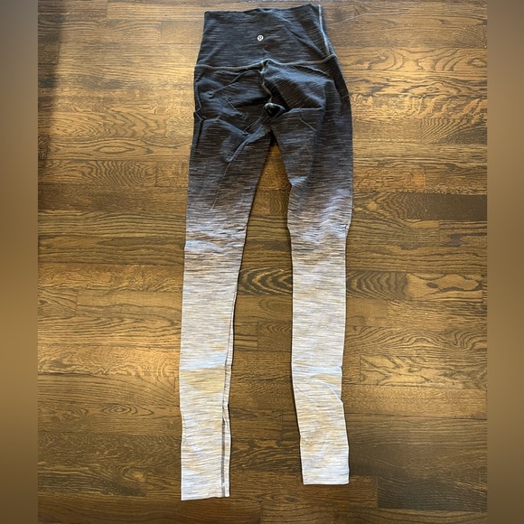 Lululemon high waisted full-length leggings Size 6 - Picture 2 of 4